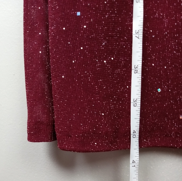 NWOT SHEIN Curve V Neck Dress w/ Tie Shoulder detail in Glitter Burgundy Sz. 4XL - Picture 11 of 14